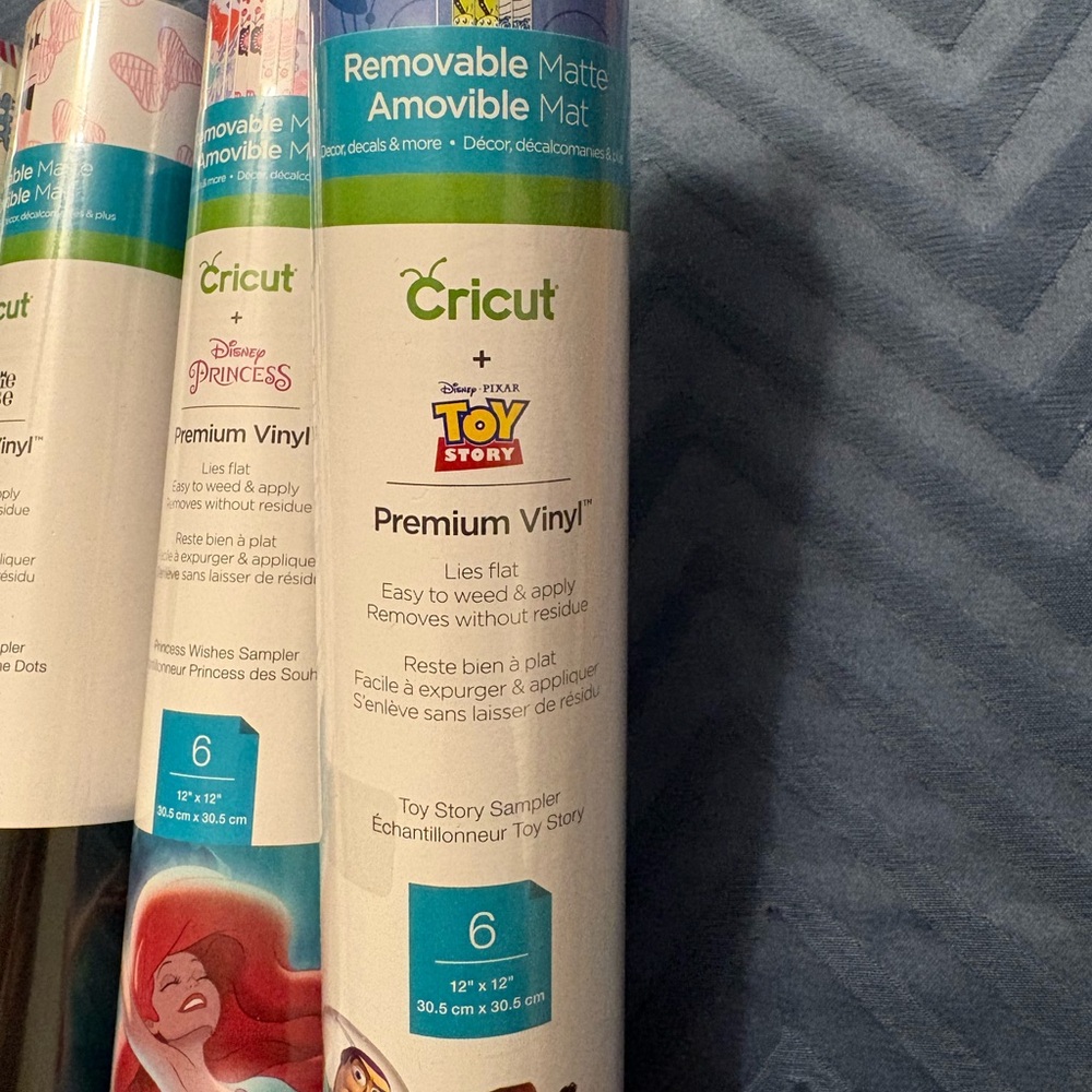 Cricut NWOT Disney Removable Matte Premium Vinyl Sample Bundle of 5 MSRP $17ea - Picture 2 of 12